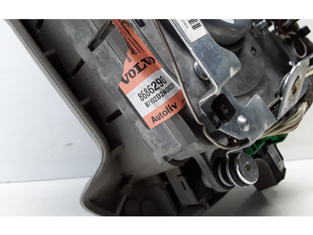 Подушка безопасности водителя 8686290, 30642028   Volvo V70