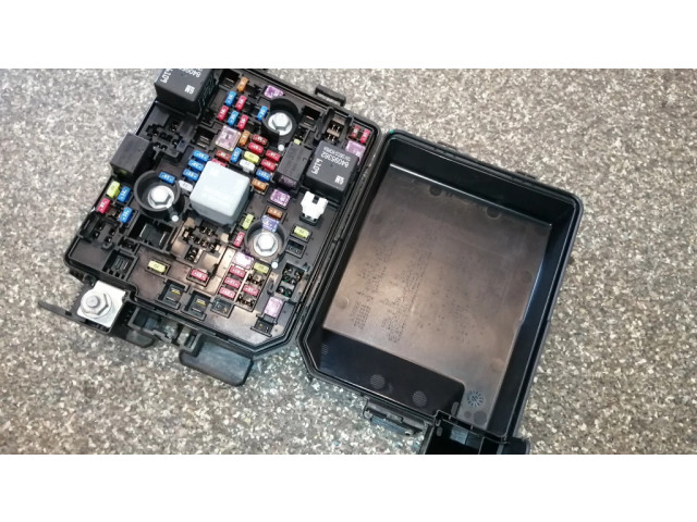 Pojistková skříňka 42733198, 30959L Buick Encore II 2021