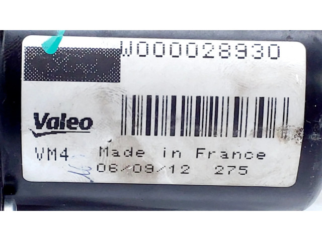 Моторчик дворников AV1117504AC    Ford B-MAX