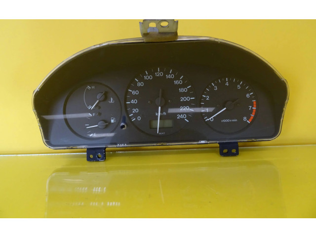 Панель приборов GE6WE Mazda 626