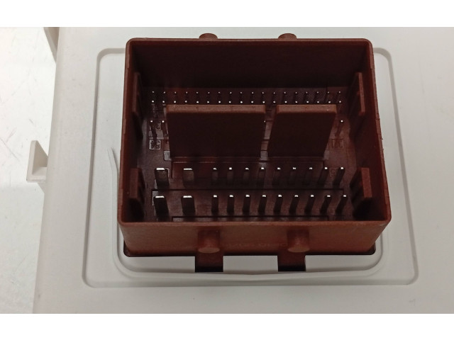 Блок управления 32400409 Polestar 2