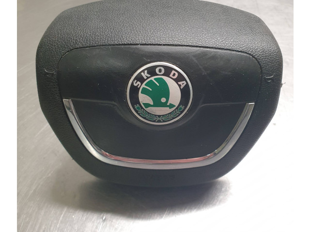 Подушка безопасности водителя 62218052A Skoda Octavia Mk2 (1Z)