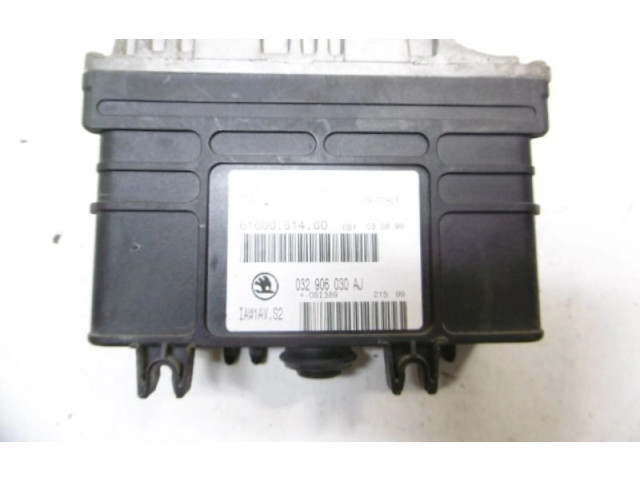 Řídící jednotka 032906030AJ, 032906030AJ Skoda Felicia I 1997