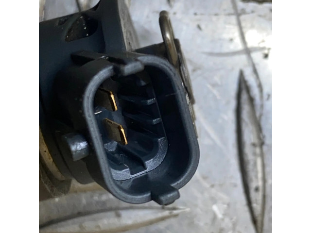 Vstřikovač 0445110652, H6201453073 Mercedes-Benz Citan W415 pro naftový motor 1.5 607951