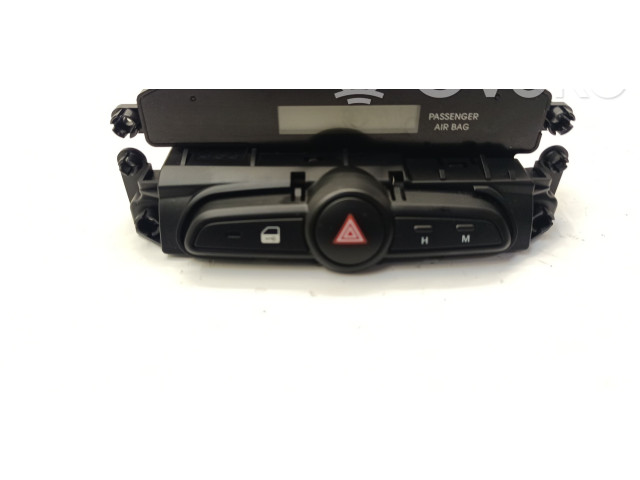 Дисплей    945101K000   Hyundai ix20