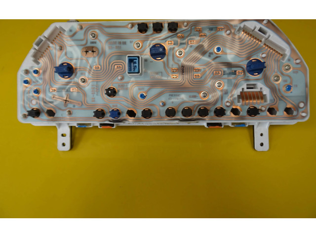 Панель приборов AR0051004 Rover 25