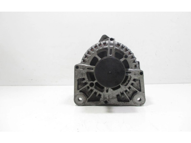 Генератор 8200667608A Nissan Tiida C11