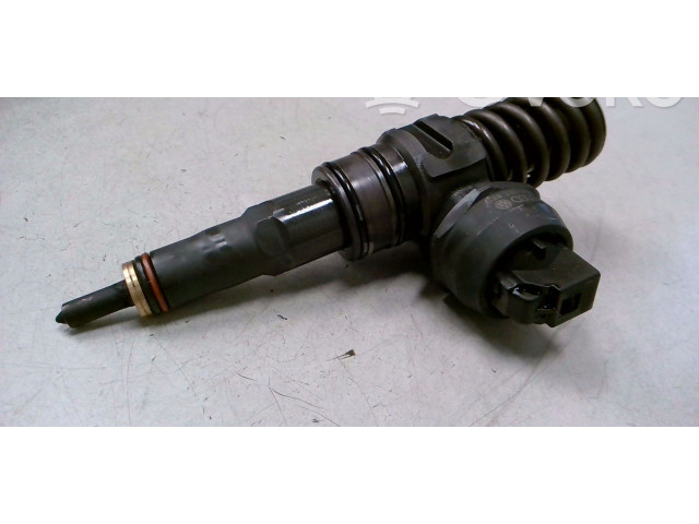 Форсунка 038130073AG, 028130201TX    Skoda Octavia Mk1 (1U)   