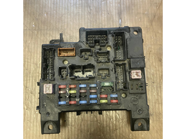 Блок предохранителей 8637A319, L8637002A Mitsubishi Outlander