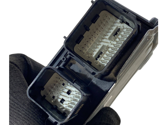 Oro pagalvių valdymo blokas LJ6T14B321RB, 0285014595   Ford Escape IV