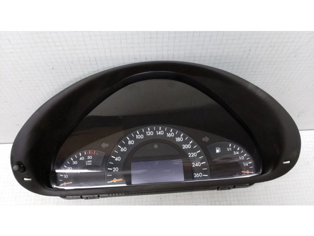 Přístrojová deska Mercedes-Benz C AMG W203 2001 A2035407111, 88311323