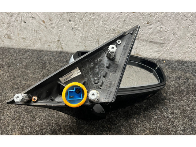 Zpětné zrcátko BMW M5 2015
