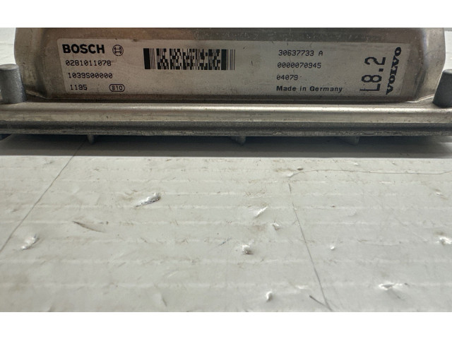 Блок управления двигателя 30637733A, 1039S00000   Volvo XC90