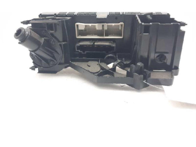 Блок управления климат-контролем 1K0820047JN   Volkswagen PASSAT