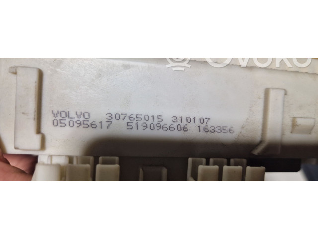Блок предохранителей J94503, J59003 Volvo C70