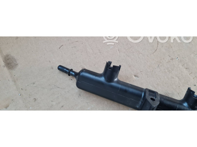 Vstřikovací lišta 05281429AA Chrysler Pacifica 36RUAE