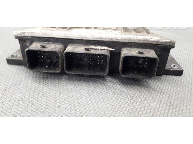 Блок управления двигателем Блок управления Renault Clio I