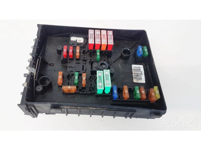 Pojistková skříňka 1k0937125a Audi A3 S3 8P 2007