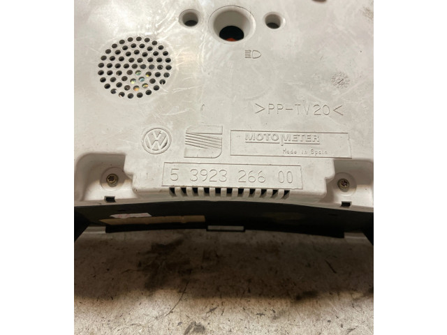 Přístrojová deska Seat Arosa 2000 5392326600