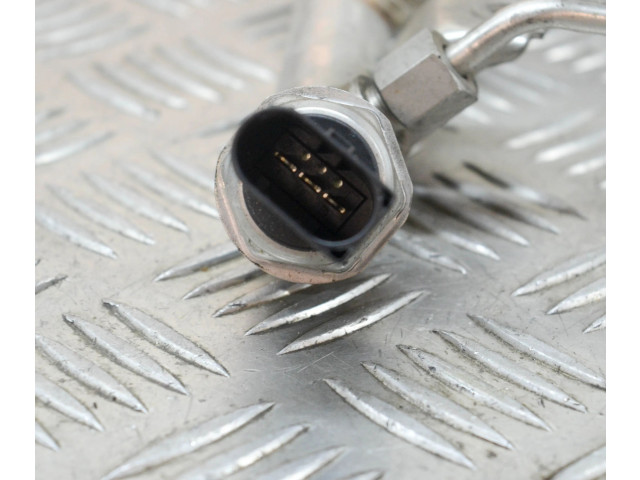 Vstřikovací lišta 7537319, 12056010 BMW 5 F10 F11 pro benzínový motor 4.4 N63 B44 A