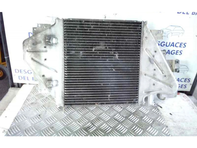 Интеркулер  8200685747   Renault Clio II 