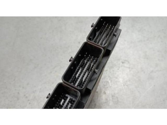 Блок управления двигателя 237102213R Dacia Dokker