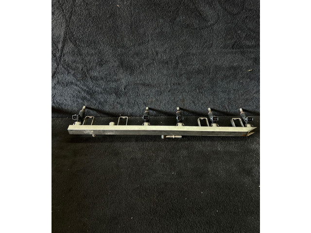 Топливная рампа 7542541, 7542070   BMW 3 E90 E91  