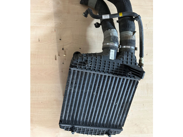 Радиатор интеркулера 670039135, 670109554 Maserati Levante
