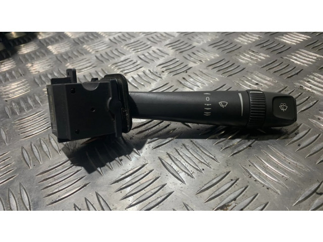 Ручка стеклоочистителей