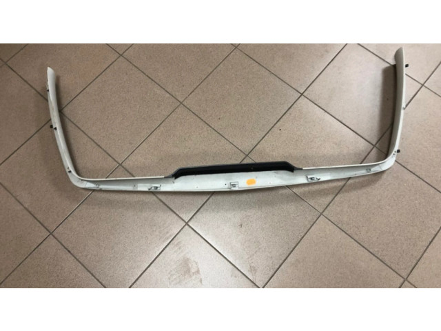 Отделка задней крышки