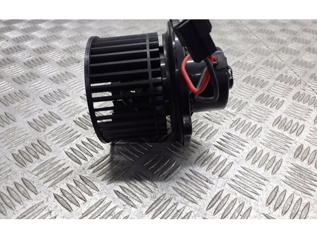 Вентилятор печки KIA Ceed