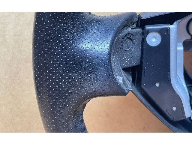 Volant Nissan Juke I F15 2012