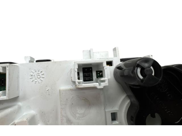 Блок управления климат-контролем 96722483ZD, E1063173   Peugeot 2008 I