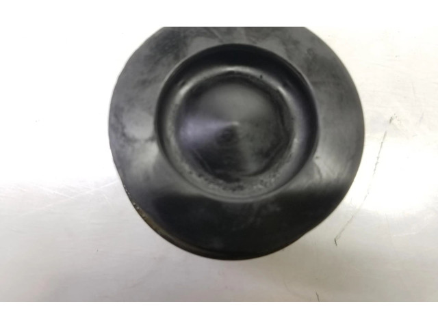 Поршень с шатуном 03L107065J, 03L107065J Volkswagen Golf VI