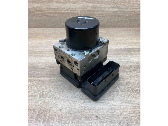 Блок АБС 30681619, P30681619   Volvo  V70  2008 - 2013 года