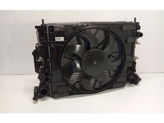 Интеркулер 31657360, 32224829 Volvo XC60