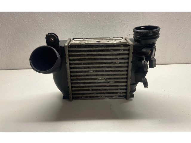 Радиатор интеркулера 1J0145803N, IA1307 Skoda Octavia Mk2 (1Z)