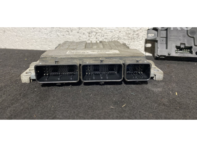 Комплект блоков управления    Dacia Lodgy