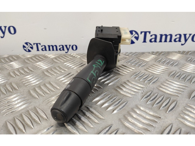 Ручка стеклоочистителей    Renault Clio II