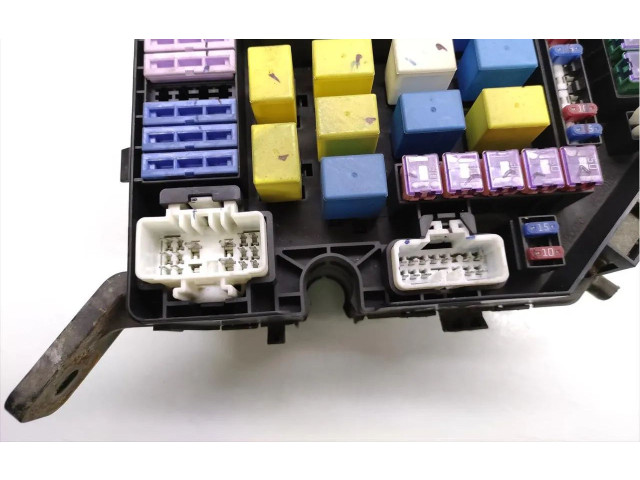 Блок предохранителей 91274-2C180   Hyundai Coupe    