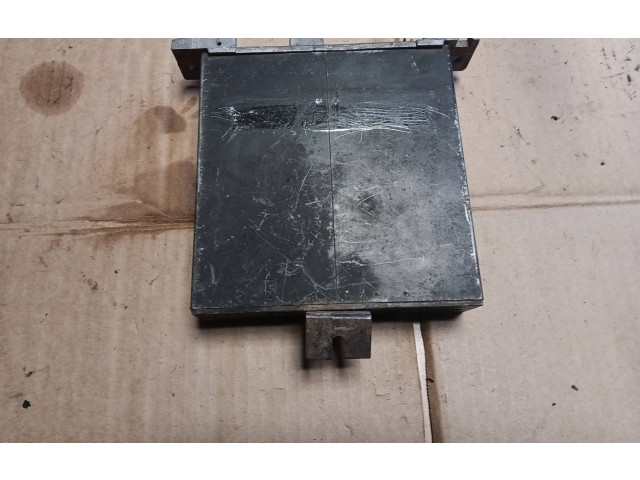 Řídící jednotka 0280001120, 90136930 Opel Senator B 1989