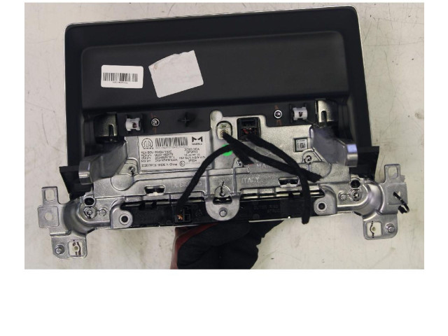 Дисплей Jeep Compass