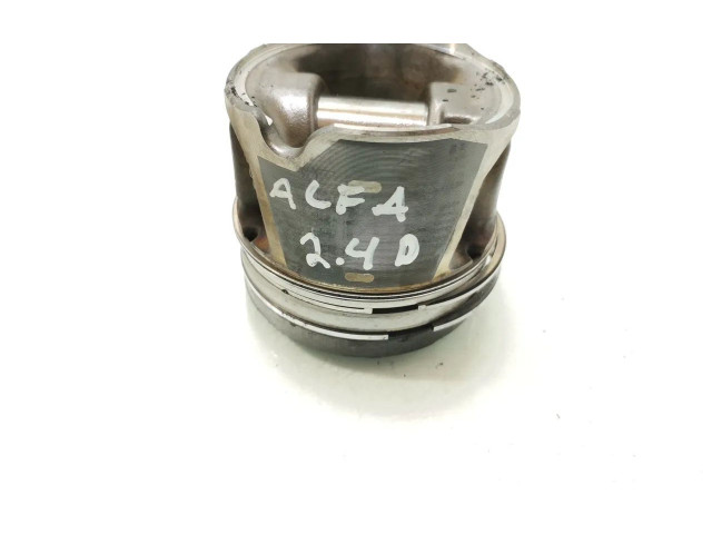 Поршень 939A3.000 Alfa Romeo 159