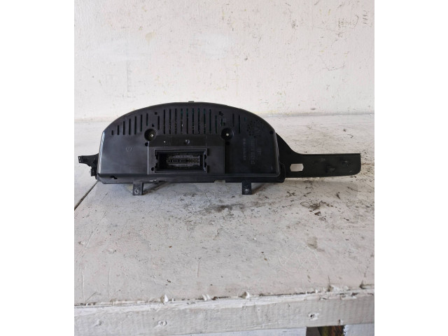 Панель приборов    Volkswagen PASSAT B6       