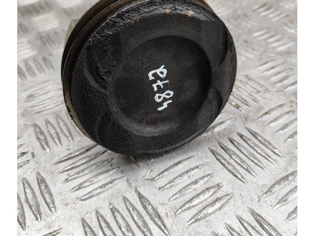 Píst A2780301117, A2780300520 Mercedes-Benz CLS C218 X218 M 278.922