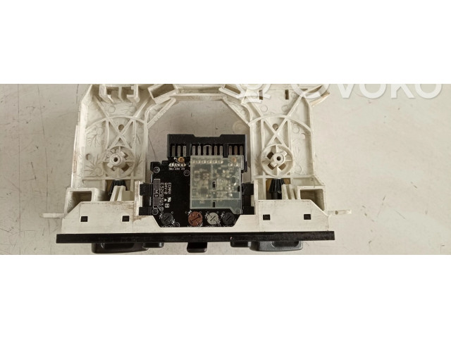 Блок управления климат-контролем MR460016 Mitsubishi Montero