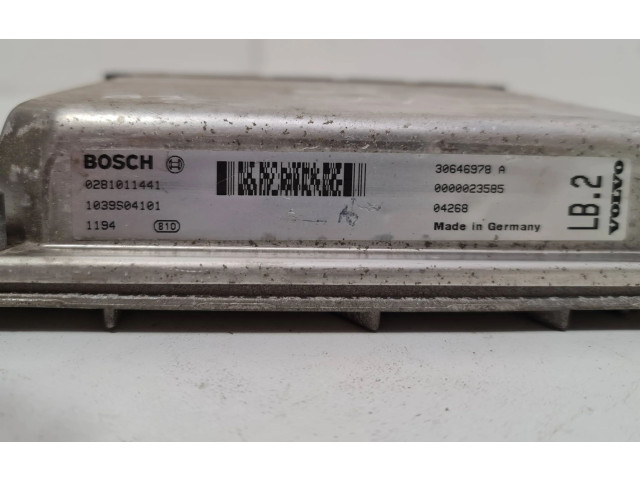 Блок управления двигателя 30646978A, 0281011441 Volvo V70