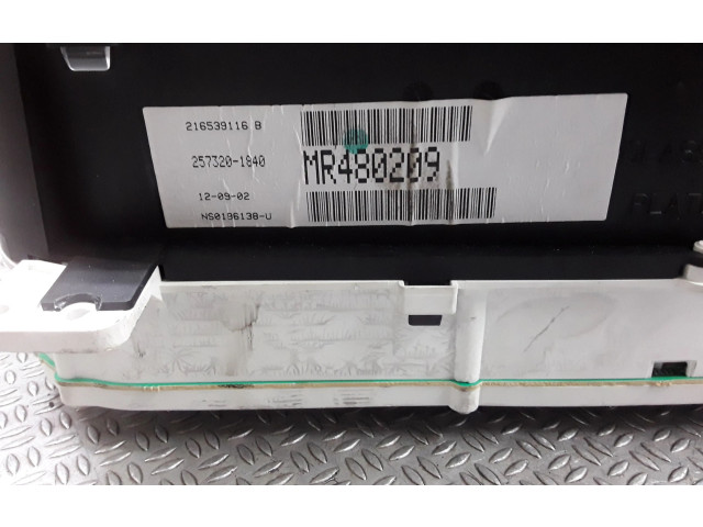 Панель приборов MR480209   Mitsubishi Space Star       