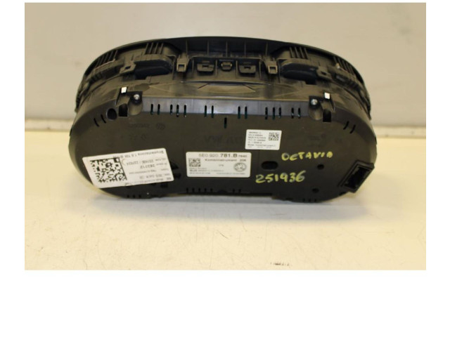 Панель приборов 263290512 Skoda Octavia Mk3 (5E)