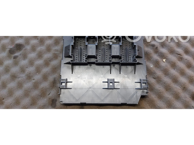 Блок комфорта 5K0937085AA, 5WK50502A Volkswagen Caddy